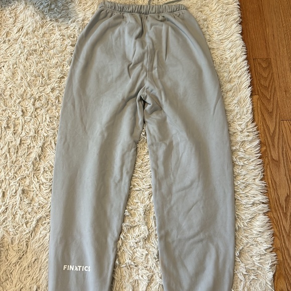 Finatics Shark Sweatpants - Picture 6 of 6
